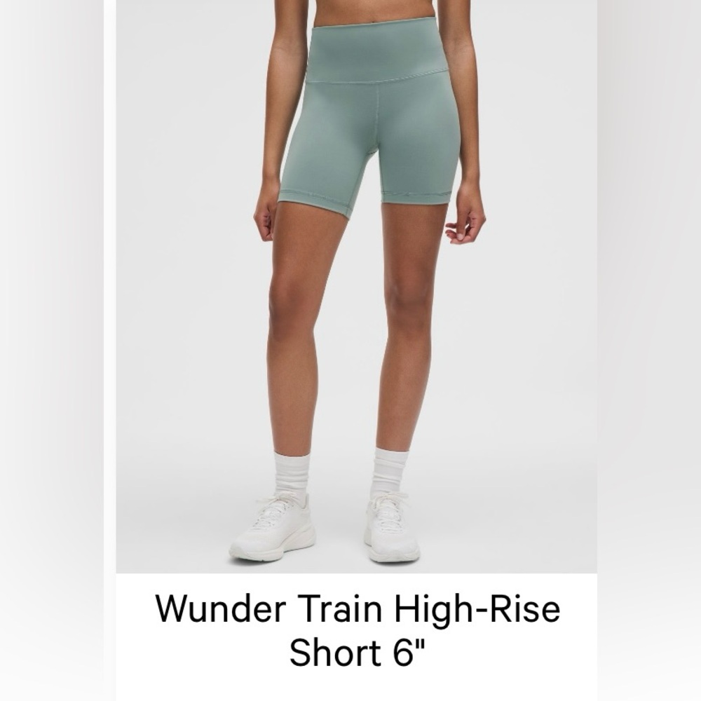 Lululemon Wunder Train High-Rise Short 6"
